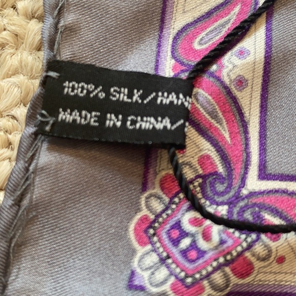 New Bellissimo 100% silk men’s pocket square - Picture 2 of 7